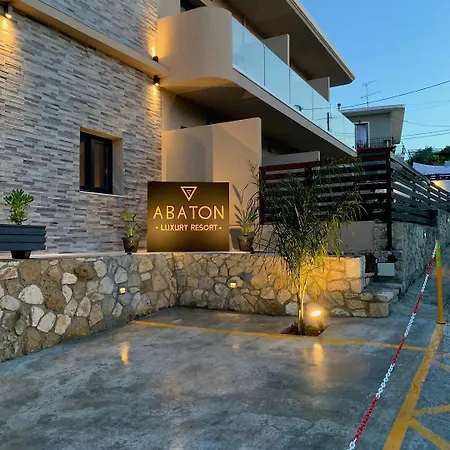 Abaton Luxury Apartahotel