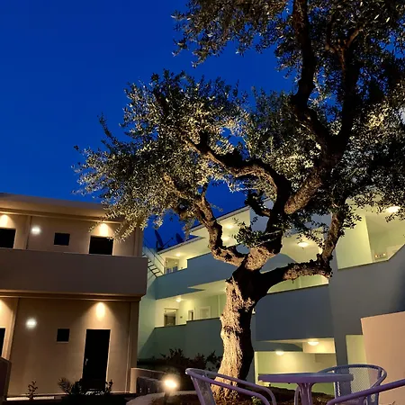Abaton Luxury 4*