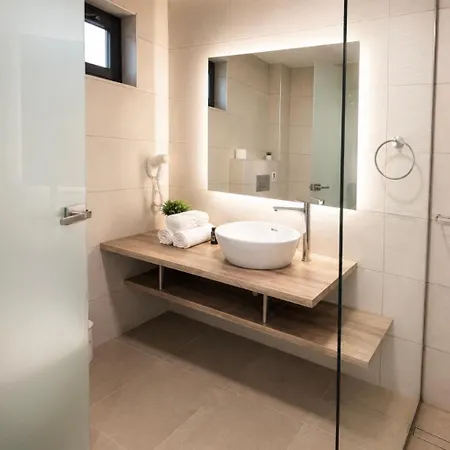 Abaton Luxury 4*