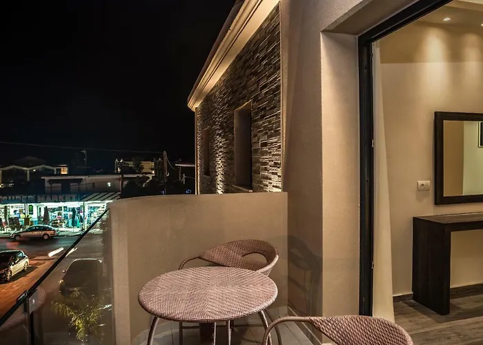 Abaton Luxury Aparthotel