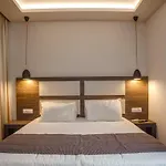 Ξενοδοχείο με διαμερίσματα Abaton Luxury Τσιλιβί