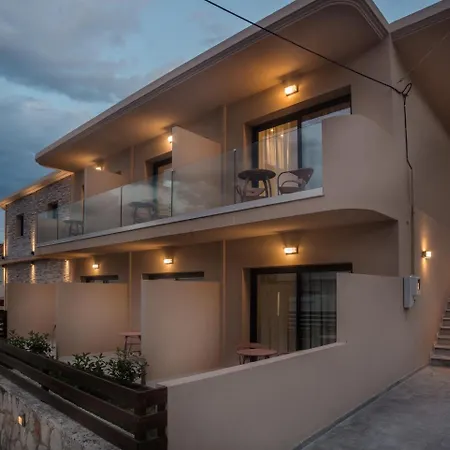 Abaton Luxury 4* טסיליבי