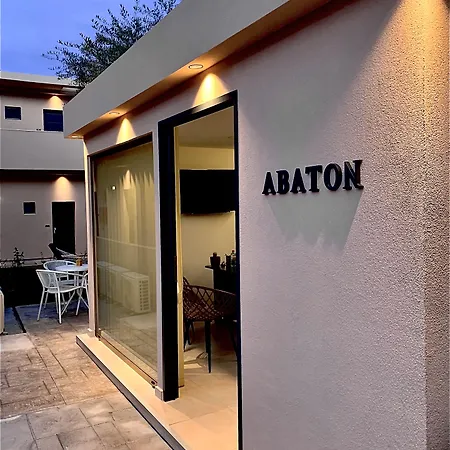 Abaton Luxury 4* טסיליבי