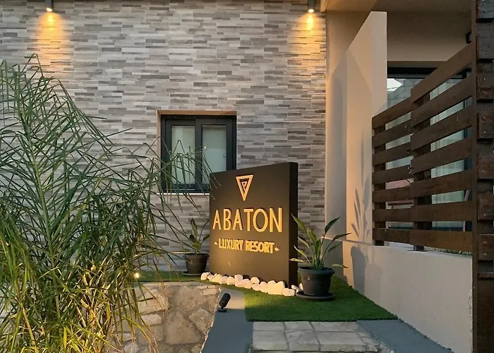 Abaton Luxury Aparthotel 4*